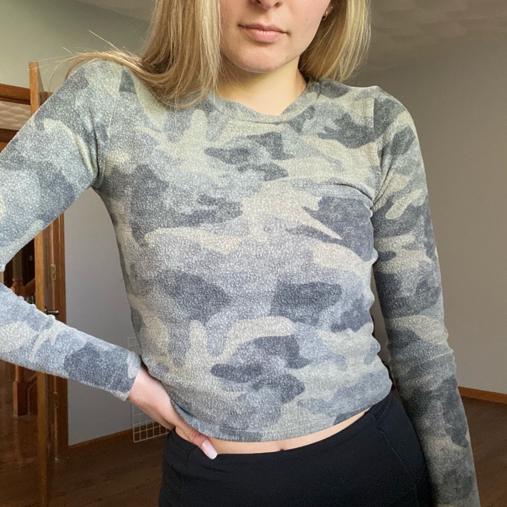 Camo Cropped Longsleeve